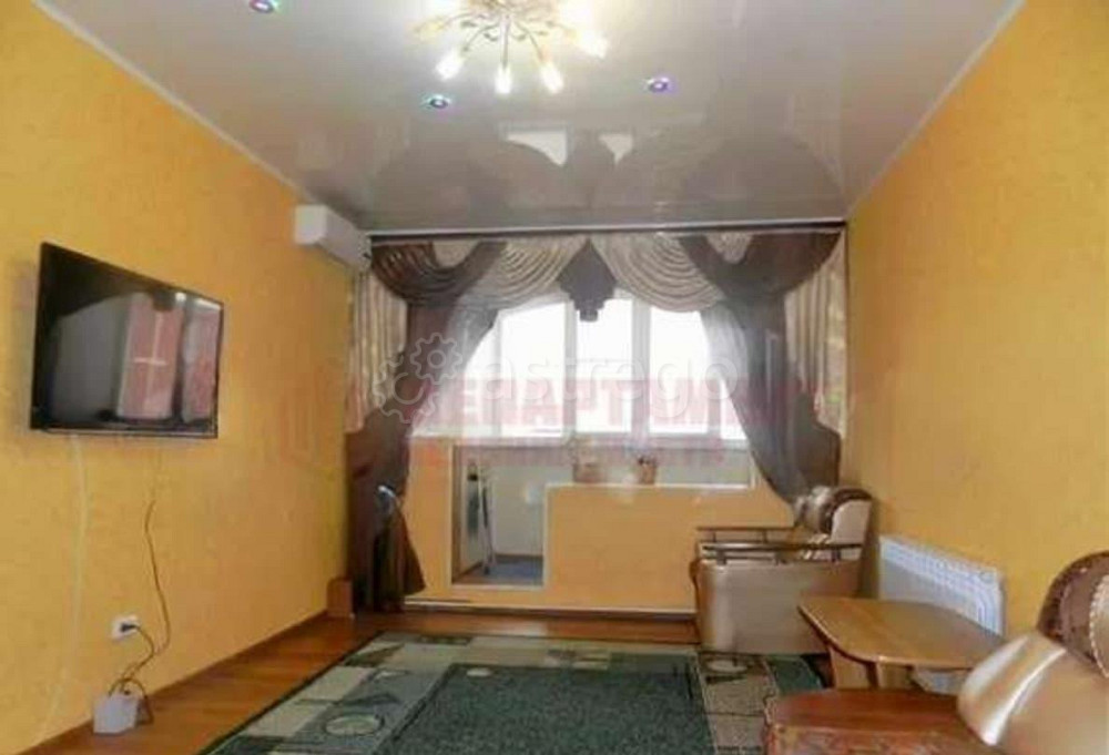 3-комн. квартира, 69.3 м2, 9/9 эт. Астрахань - изображение 1