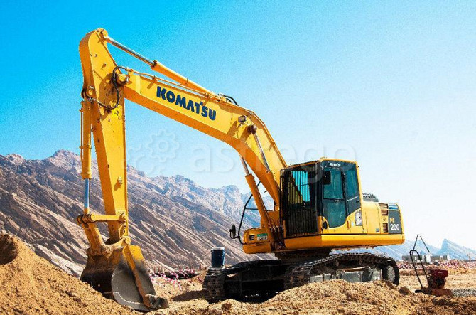 Экскаватор KOMATSU PC 200 LC Набережные Челны - изображение 1