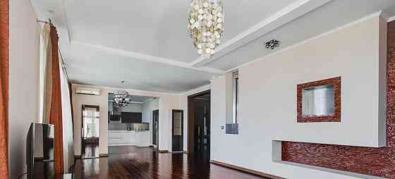 4-комн. квартира, 180 м2, 17/22 эт. Москва