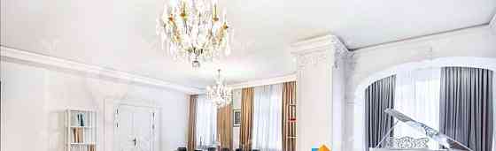 4-комн. квартира, 340 м2, 2/8 эт. Москва