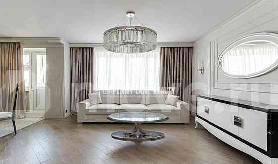 3-комн. квартира, 110 м2, 10/10 эт. Москва