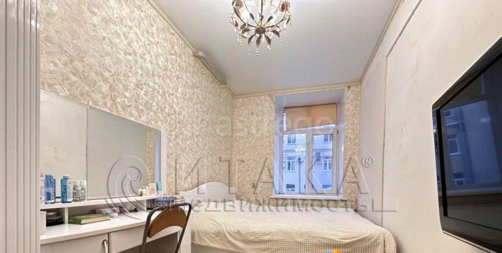4-комн. квартира, 72.11 м2, 2/5 эт. Санкт-Петербург - изображение 2