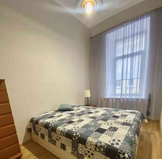 4-комн. квартира, 105 м2, 3/6 эт. Москва