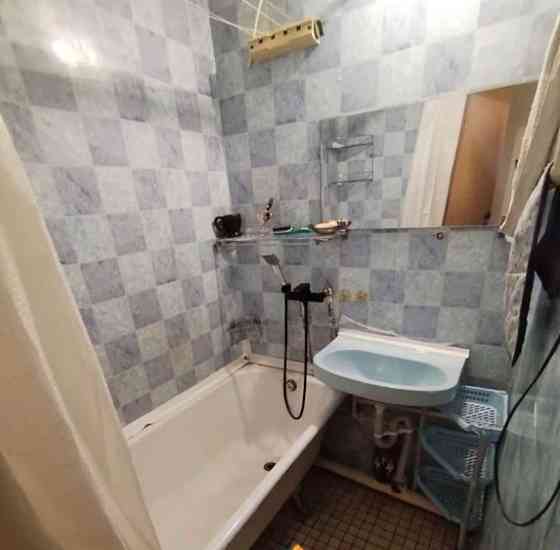 Комната, 15 м2, 3/5 эт. Москва