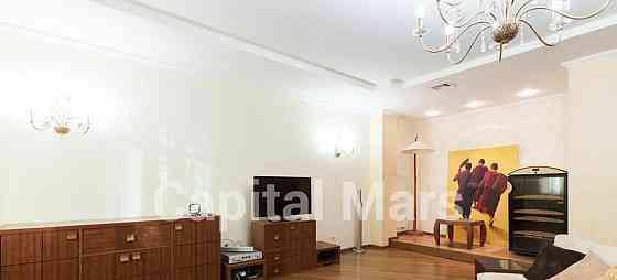 3-комн. квартира, 150 м2, 5/9 эт. Москва
