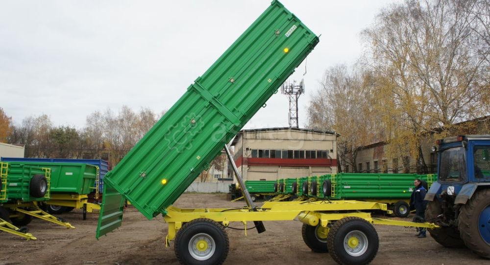 Прицеп тракторный самосвальный 2ПТС-10, грузоподъемность 10000 кг, 6.77 м, на три стороны, 6500х2430 Санкт-Петербург - изображение 1