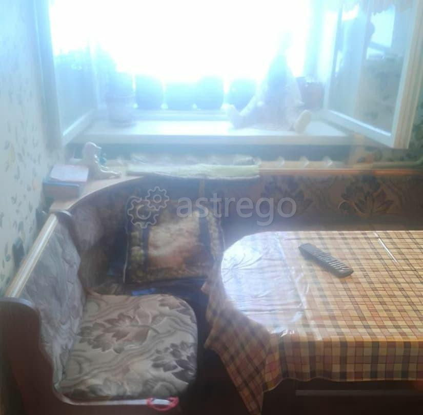 Комната, 90 м2, 4/4 эт. Санкт-Петербург - изображение 5