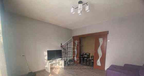 4-комн. квартира, 80.4 м2, 2/5 эт. Красноярск
