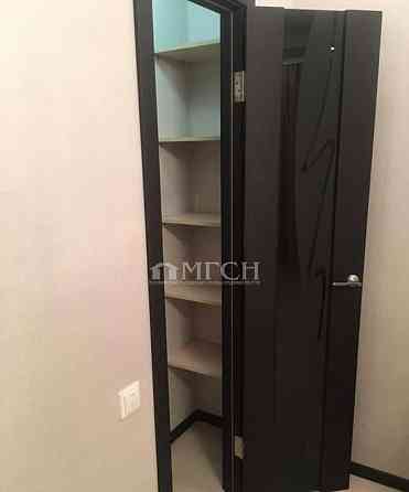 2-комн. квартира, 43 м2, 2/9 эт. Москва