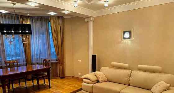 3-комн. квартира, 115 м2, 8/10 эт. Москва