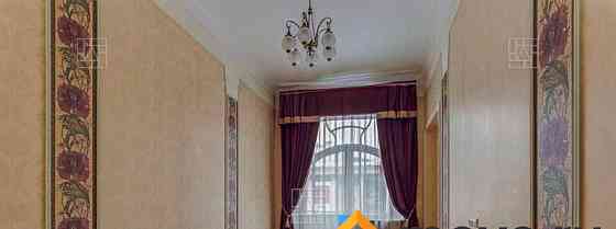 5-комн. квартира, 250 м2, 2/5 эт. Москва