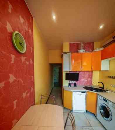 2-комн. квартира, 87.2 м2, 2/6 эт. Санкт-Петербург