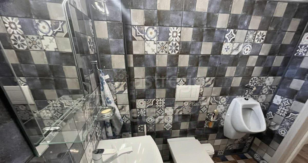 Дом, 222.4 м2, 4 сотки, 3 эт. Астрахань - изображение 5