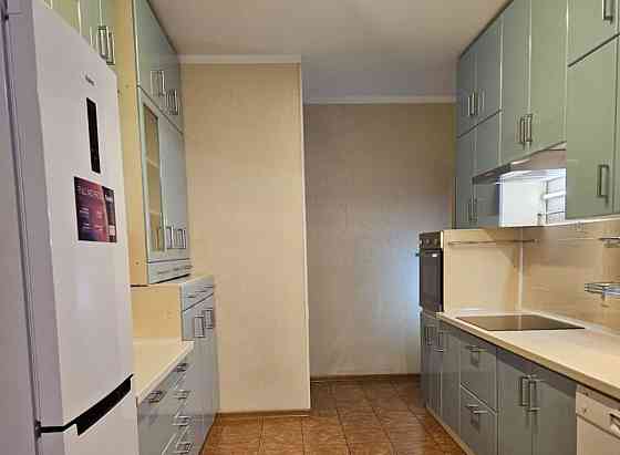 3-комн. квартира, 100 м2, 1/3 эт. Мытищи