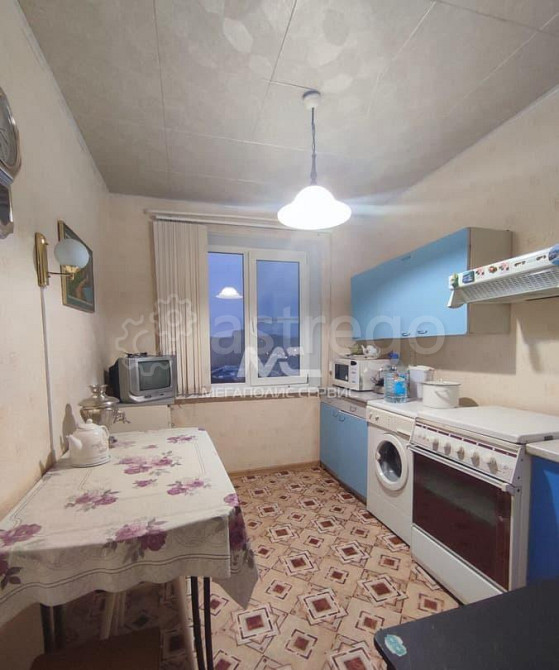 3-комн. квартира, 61.4 м2, 9/9 эт. Астрахань - изображение 1