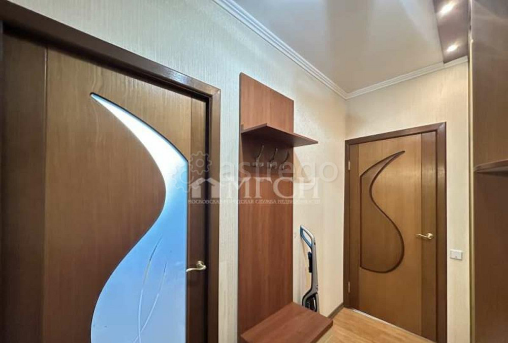 2-комн. квартира, 55 м2, 17/17 эт. Москва - изображение 2