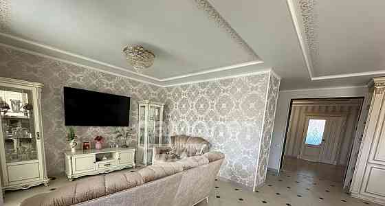 5-комн. квартира, 141.8 м2, 3/3 эт. Коряжма