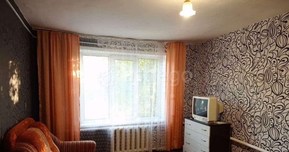 3-комн. квартира, 52.8 м2, 2/2 эт. Горно-Алтайск - изображение 1