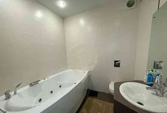 4-комн. квартира, 135.5 м2, 1/5 эт. Старый Оскол