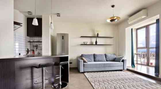 2-комн. квартира, 56 м2, 17/17 эт. Красноярск