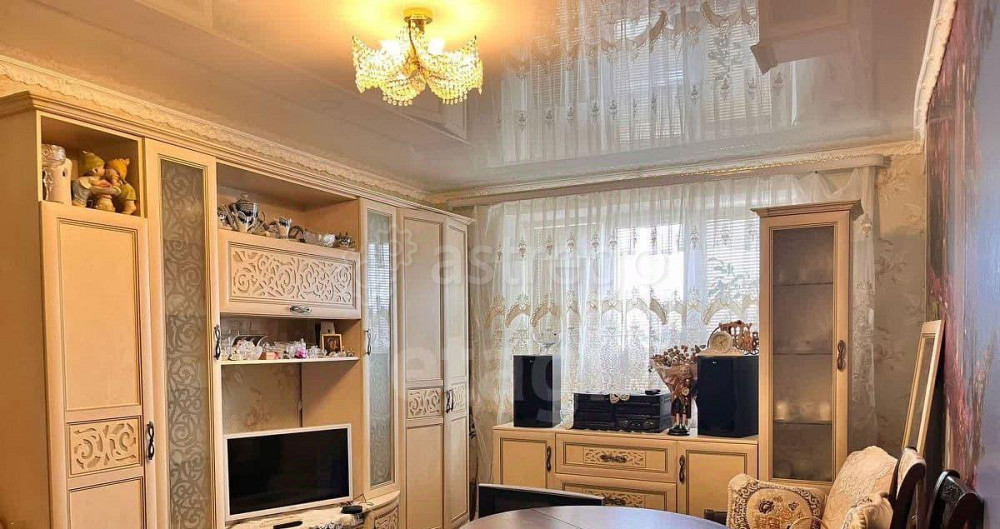3-комн. квартира, 63.4 м2, 5/5 эт. Астрахань - изображение 1