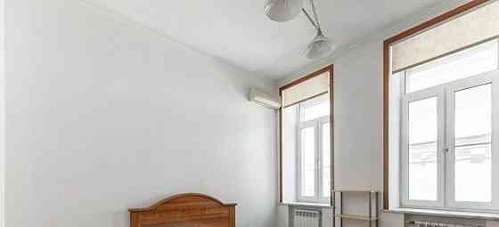 3-комн. квартира, 120 м2, 5/5 эт. Москва