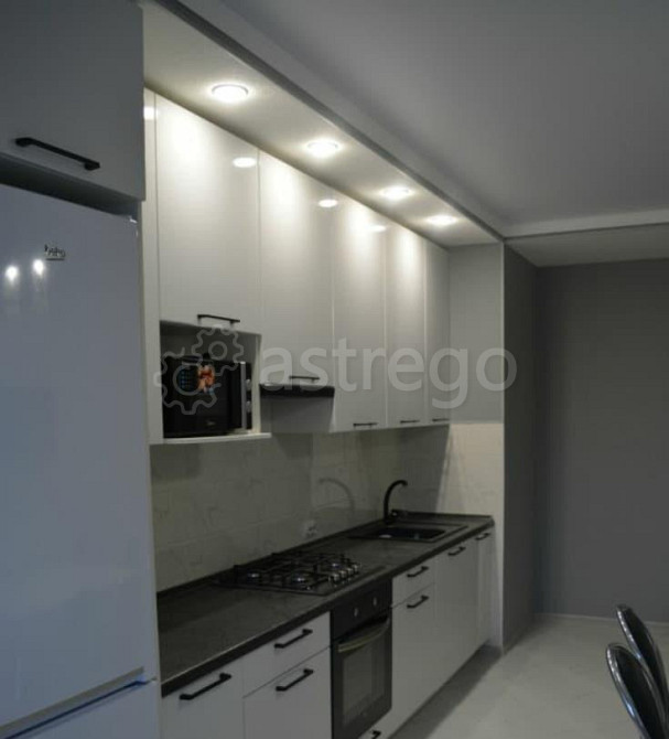 1-комн. квартира, 45 м2, 3/10 эт. Астрахань - изображение 2