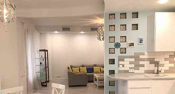 4-комн. квартира, 138 м2, 3/25 эт. Москва