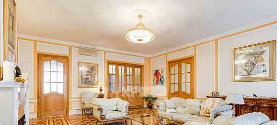 4-комн. квартира, 149.4 м2, 4/6 эт. Москва