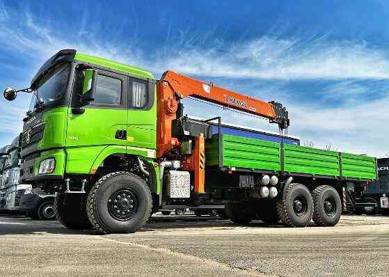 Автомобиль грузовой бортовой FAW 6Х6 с краном-манипулятором KANGLIM 8 т Самара