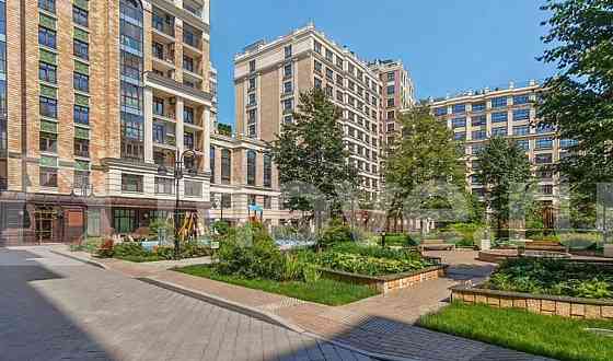 3-комн. квартира, 121.3 м2, 2/9 эт. Москва