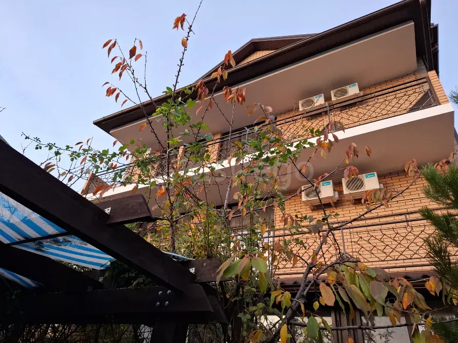 Продам Гостиницу, 600 м2 Геленджик - изображение 2