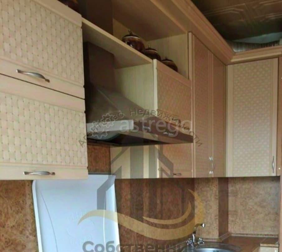 4-комн. квартира, 73 м2, 5/5 эт. Губкин - изображение 1