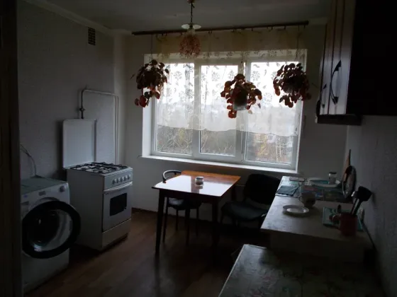 Сдам комнату, 13 м2, 5/5 эт. Гатчина