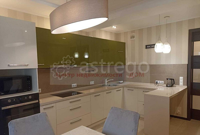 3-комн. квартира, 98 м2, 10/14 эт. Белгород - изображение 1