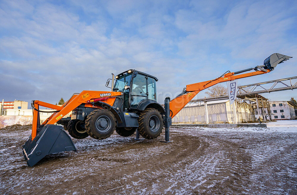 Экскаватор-погрузчик UMG TLB 845 Краснодар - изображение 1