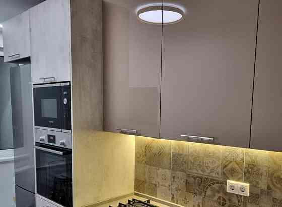 2-комн. квартира, 60 м2, 10/12 эт. Москва