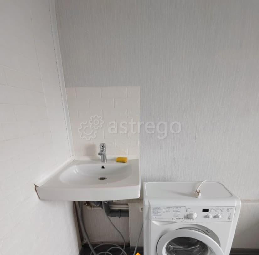 Комната, 9 м2, 8/9 эт. Красноярск - изображение 3
