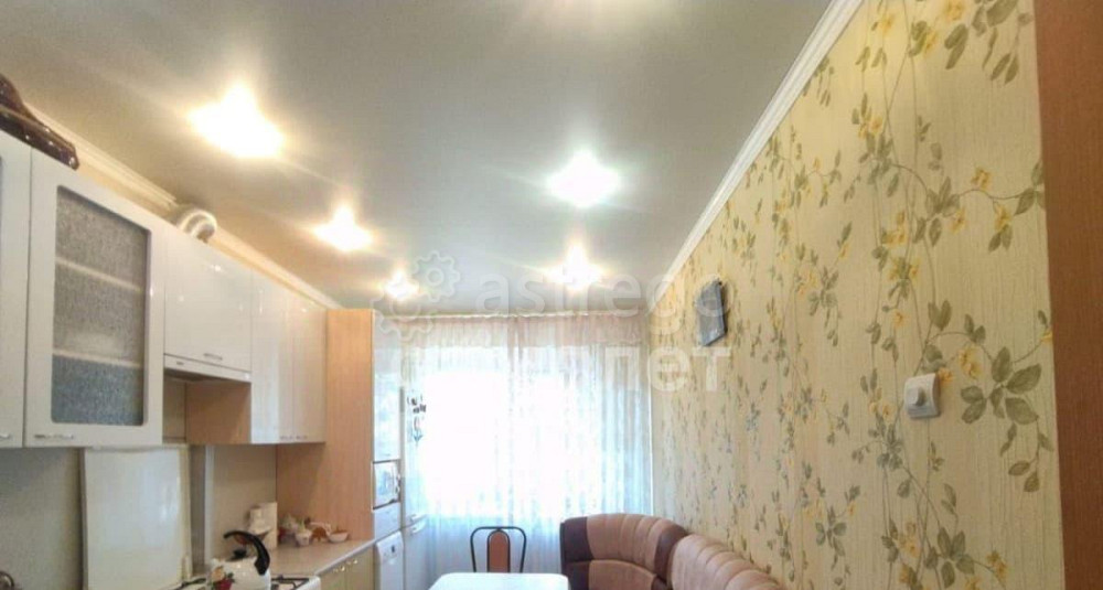 3-комн. квартира, 68.6 м2, 1/9 эт. Мелеуз - изображение 1