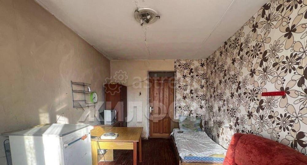 Комната, 13 м2, 3/5 эт. Барнаул - изображение 2