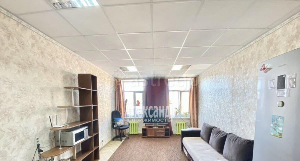 Комната, 35.5 м2, 4/5 эт. Санкт-Петербург - изображение 1