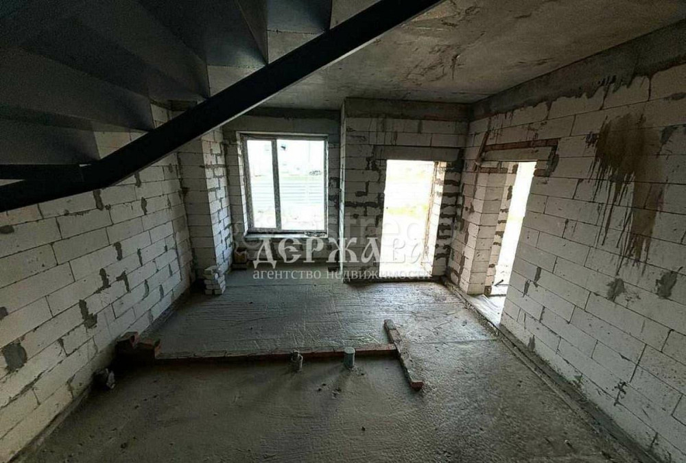 Таунхаус, 200 м2, 6 соток, 2 эт. Старый Оскол - изображение 3