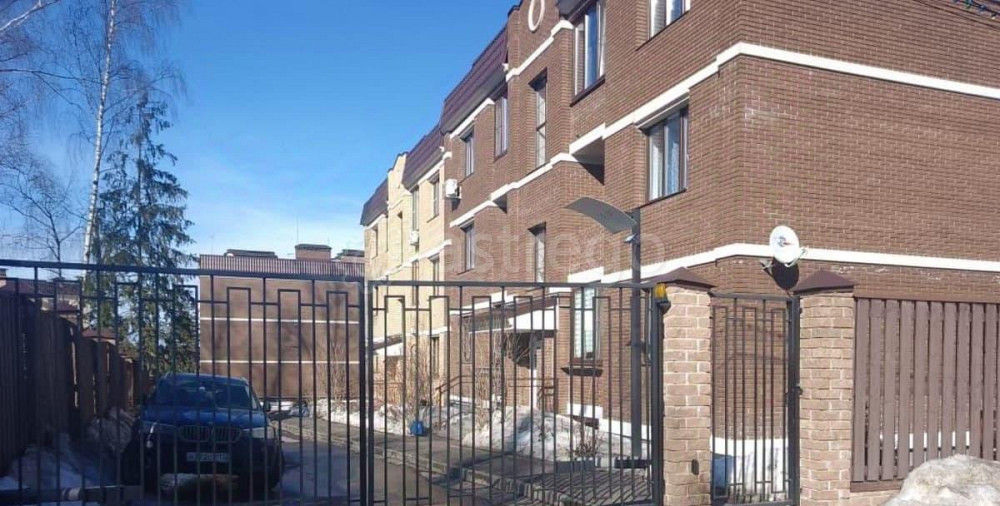 3-комн. квартира, 82 м2, 3/3 эт. Химки - изображение 1