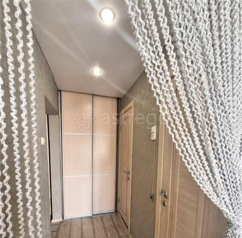 2-комн. квартира, 53 м2, 4/6 эт. Шарыпово - изображение 1