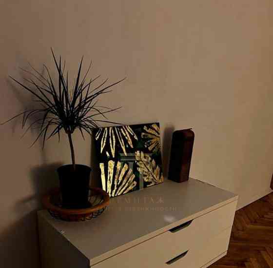 5-комн. квартира, 129.1 м2, 2/5 эт. Санкт-Петербург