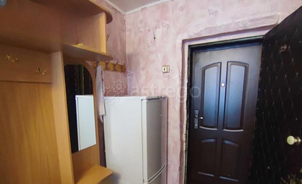Комната, 14.3 м2, 5/5 эт. Красноярск - изображение 2