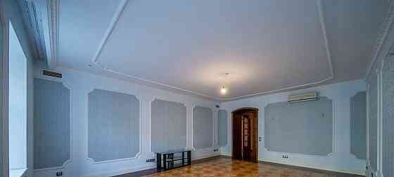 4-комн. квартира, 150 м2, 3/6 эт. Санкт-Петербург