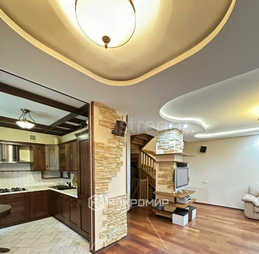 3-комн. квартира, 149 м2, 2/3 эт. Санкт-Петербург - изображение 3