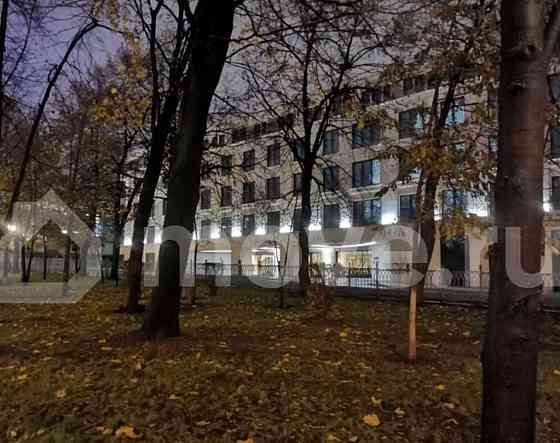 2-комн. квартира, 64 м2, 2/5 эт. Москва