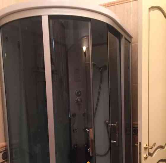 2-комн. квартира, 100 м2, 3/5 эт. Москва